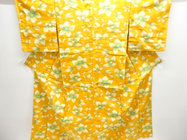 枝花模様織出し十日町紬着物